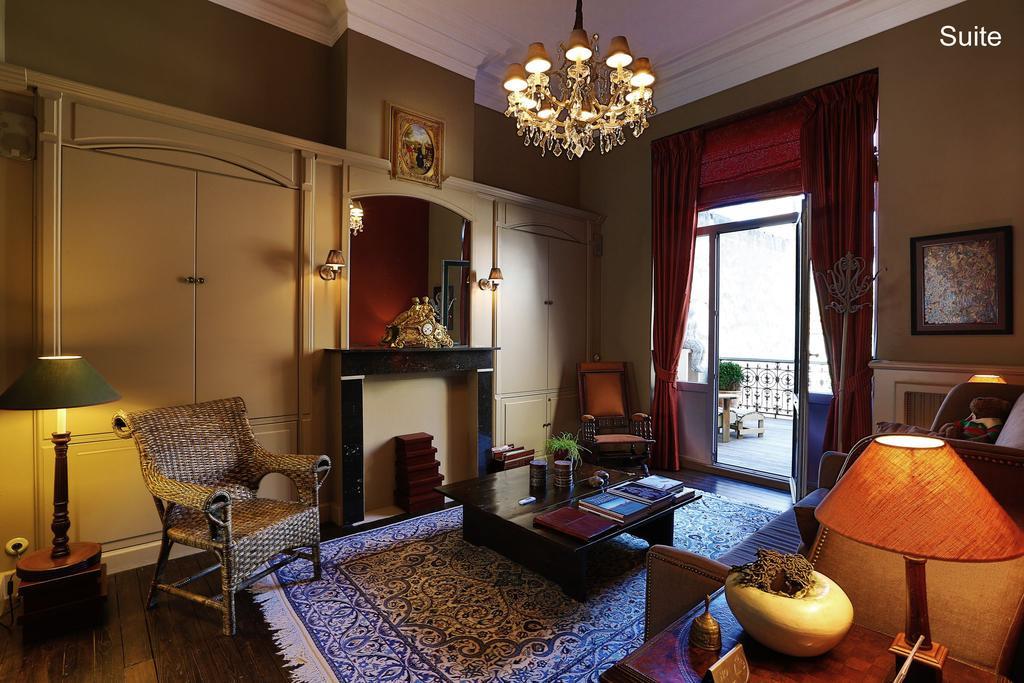 Huyze Elimonica Bed & Breakfast